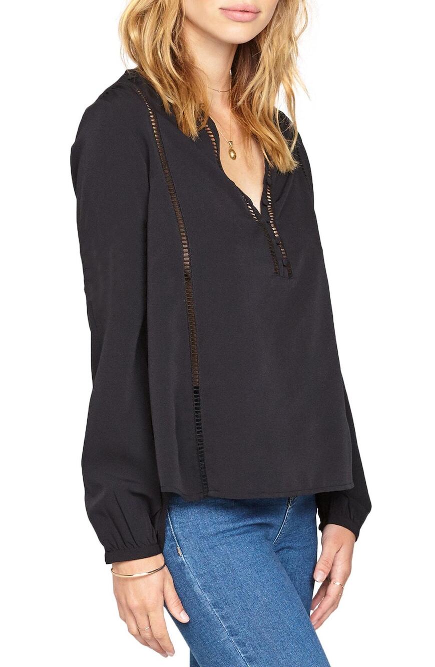 Amuse Society Pretty Young Thing Blouse In Black Sands Size XS
